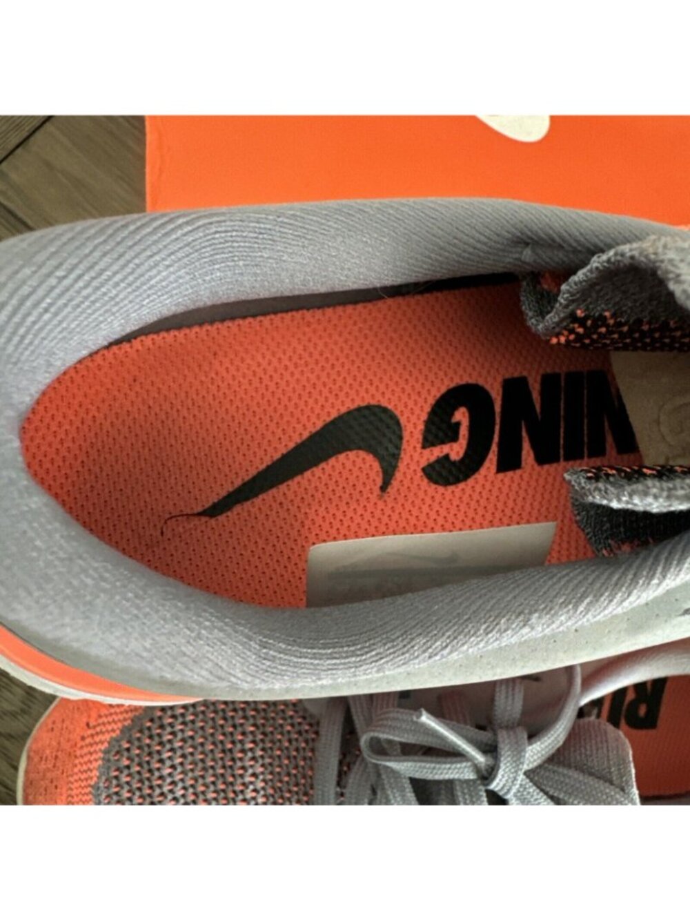 Nike Womens Odyssey React 2 Flyknit Running Shoes Gray/Orange Size 6.5 US W/Box - Picture 6 of 13